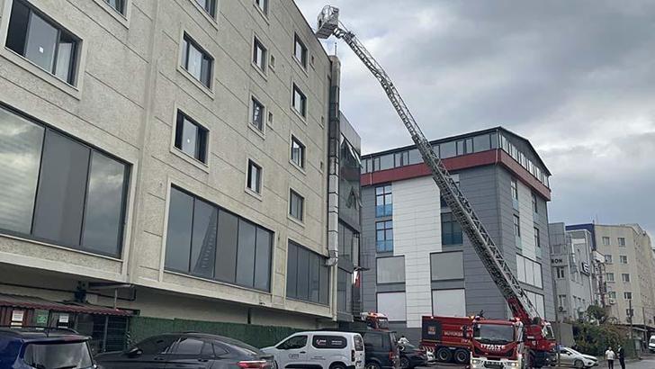 Restoranda yangın çıktı, otelde kalanlar tahliye edildi