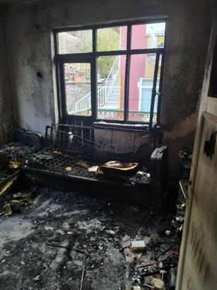 Ankara'da evde çıkan yangında baba ile 2 kızı, dumandan etkilendi