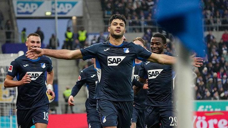 Ozan Kabak 1,5 yıl sonra 11’de görev alıp, golünü attı