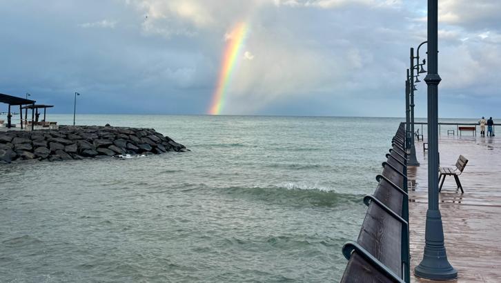 Ordu’da denizin üzerinde gökkuşağı oluştu