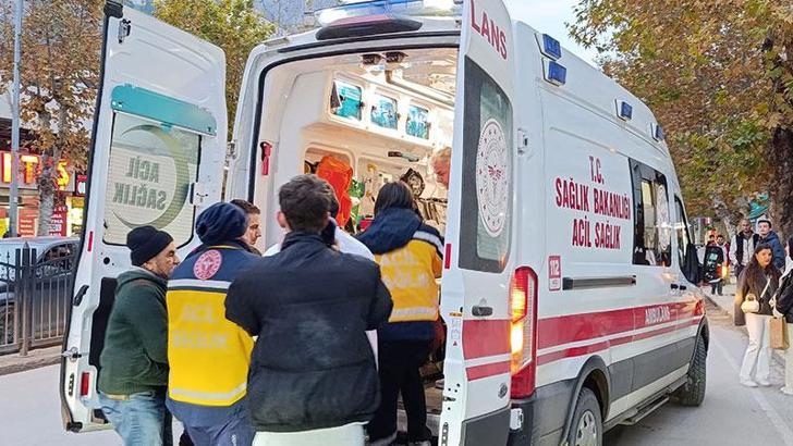 Amasya'da otomobil ile motosiklet çarpıştı; 1 yaralı