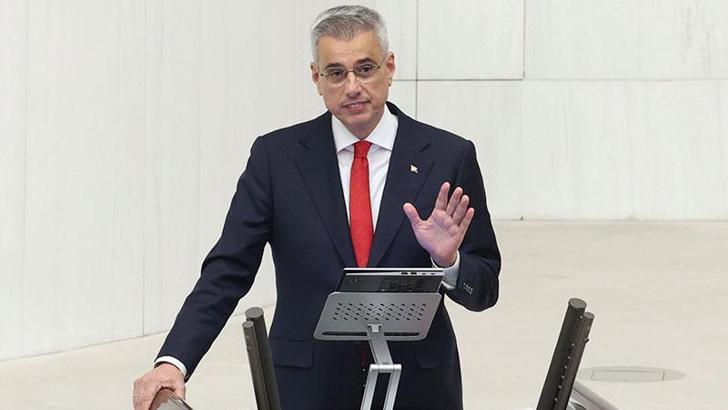 Bakan Memişoğlu: Hekimlerimizin iyi hal belgesi alıyor olmaları, yurt dışına gittikleri anlamına gelmez