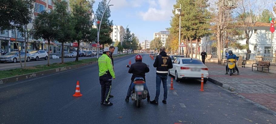 Mardin'de motosiklet denetiminde 85 sürücüye ceza kesildi