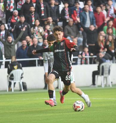 Karşıyaka'da Adem şimdiden gözde