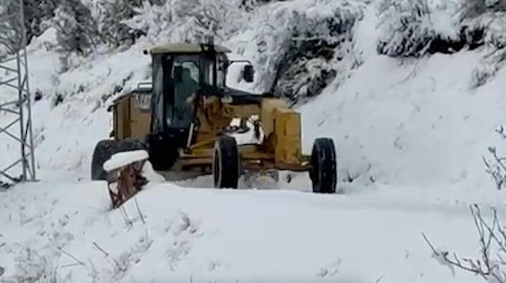 Erzincan'da 12 köy yolu, kardan kapandı