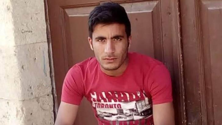 Kamyonla geri manevra yaparken kardeşini ezerek ölümüne neden oldu