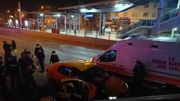 Bursa'da silahlı kavga: 1'i ağır 2 kişi yaralandı