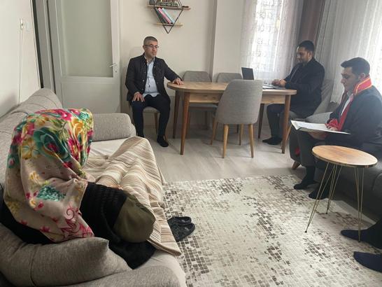 Miras davasında taraflardan biri yatalak olduğu için mahkeme eve taşındı