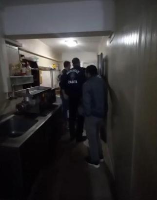 İstanbul- Sultangazi'de 300 kilogram kırmızı ve beyaz et imha edildi