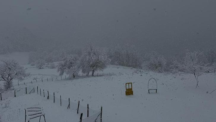 Samsun'un yüksek kesimlerinde kar etkili oldu