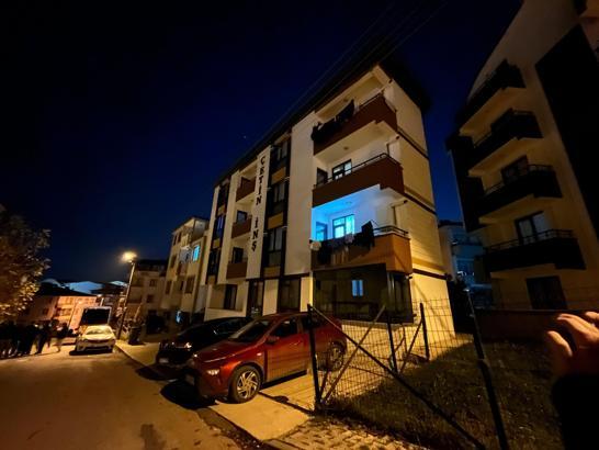 16 yaşındaki kız çocuğu odasında tabancayla başından vurulmuş halde bulundu