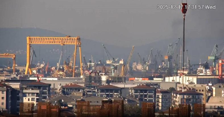 İstanbul- Tuzla'da tersanede gemide yangın -1