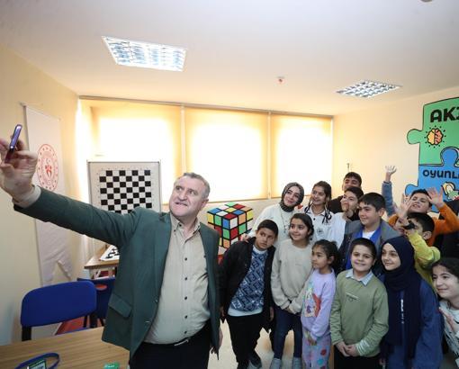 Bakan Bak: Deneyap Teknoloji Atölyeleri’nde, 35 bin 572 genç eğitim alıyor