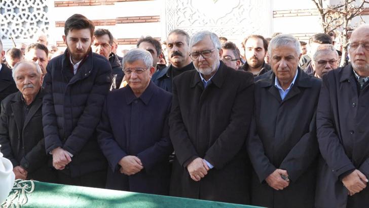 İstanbul - Gülşen Davutoğlu'nun cenazesi defnedildi