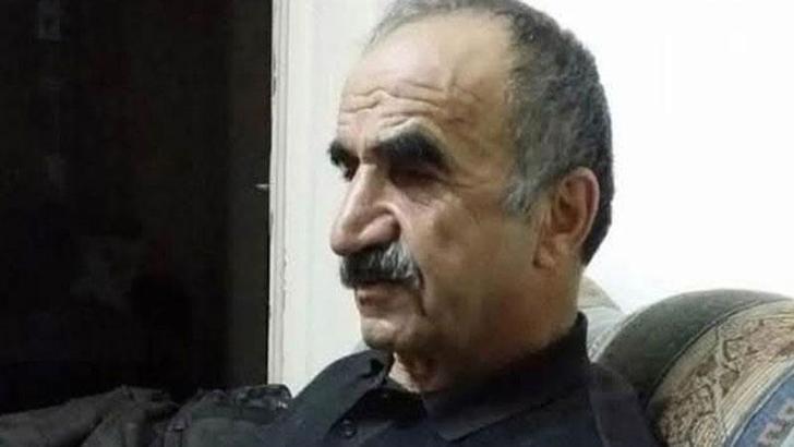 Hafif ticari araç ile otomobil çarpıştı; 1 ölü, 4 yaralı