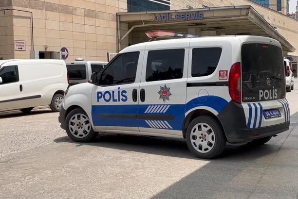 Siirt'te 2 çocuk annesi, evinde bıçaklanmış halde ölü bulundu