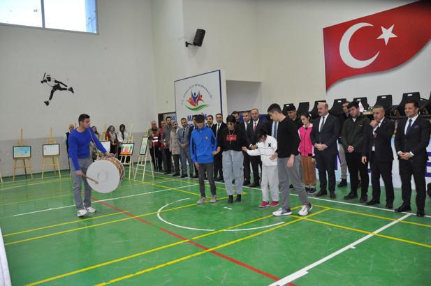 Mardin’de ‘Engelleri aş, kendini keşfet’ projesinin kapanış programı yapıldı