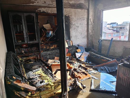 Samsun’da çıkan yangında ev kullanılamaz hale geldi