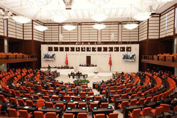 Bütçe görüşmeleri sürerken Genel Kurul'da 'Leyla Zana' kınaması