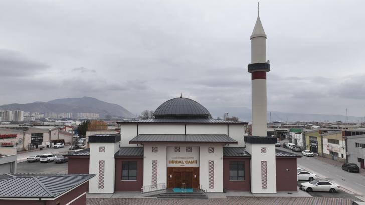 Büyükşehir Belediyesi ile hayırsever iş birliğiyle yapılan Birdal Cami tamamlandı