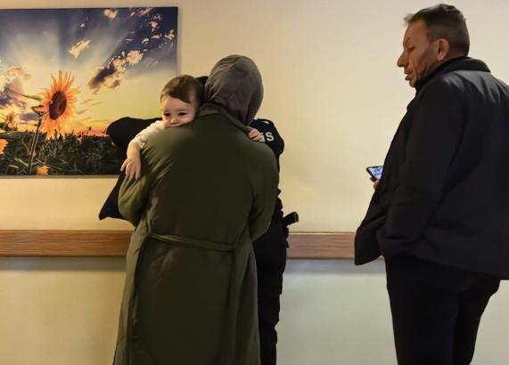 Yerde bulup, ağzına attığı fıstık akciğerine kaçtı