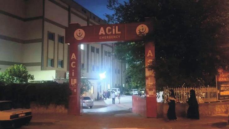 Tartıştığı karısını sokak ortasında bıçaklayarak öldürdü