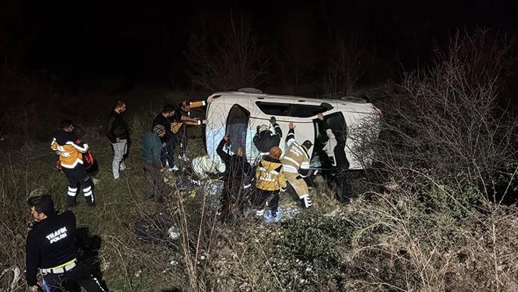 Otomobil şarampole devrildi; 1 yaralı