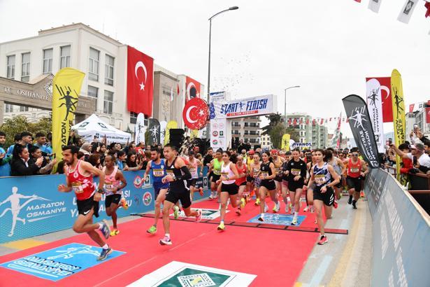 Osmaniye’de 3 bin sporcu uluslararası yarı maraton heyecanı yaşadı