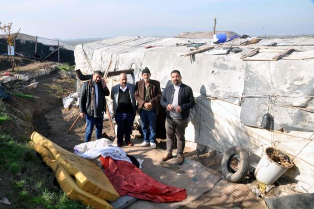 3 yıldır çadırda yaşayan aile, yardım kampanyasıyla ev sahibi oldu