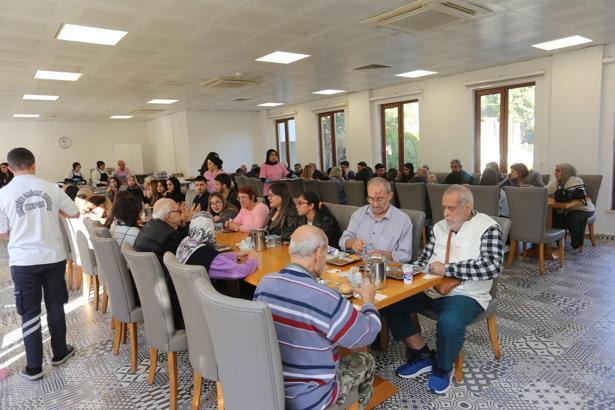 Kepez’in 'Yaşlı Dostu Kepez Projesi'ne akademik inceleme