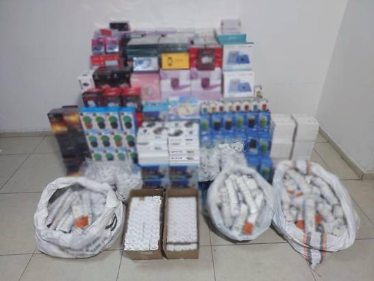 Gaziantep'te 1 milyon 350 bin TL'lik kaçak elektronik eşya ele geçirildi
