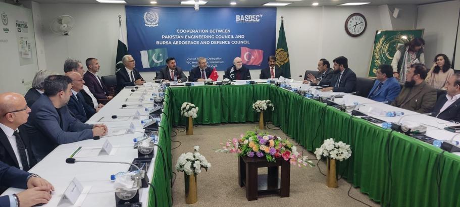 Türkiye ile Pakistan savunma sanayii iş birliğine BASDEC imzası
