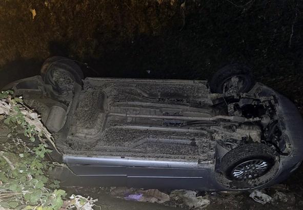 Tokat’ta otomobil kanala uçtu: 1 Yaralı