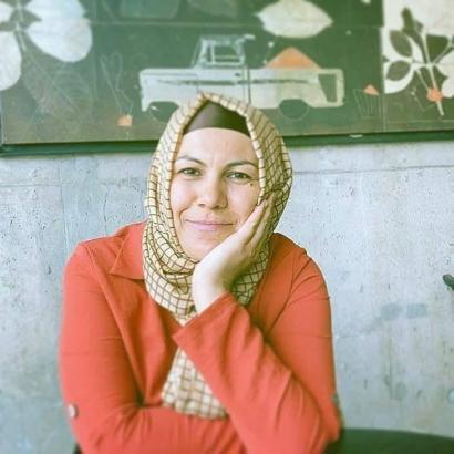 Emine öğretmen toprağa verildi