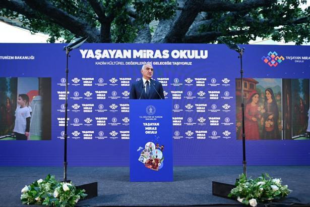 Ankara'da 'Yaşayan Miras Okulu' açıldı