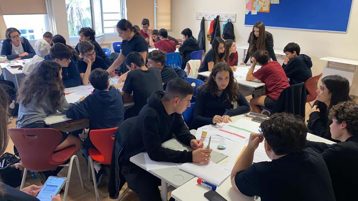 Öğrencilerden deniz suyunu tatlı su ve bitki gıdasına dönüştüren proje