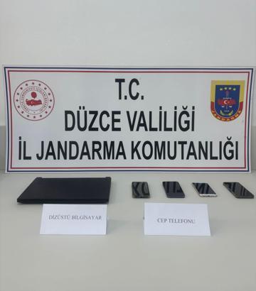 Düzce merkezli 5 ilde yapay zekayla dolandırıcılık yapanlara operasyon; 5 gözaltı