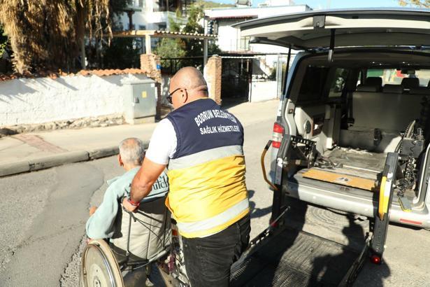 Bodrum'da Sağlık Hizmetleri Bürosu'ndan 3 bin 850 hastaya tıbbi destek