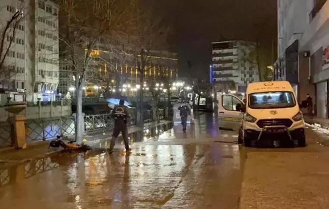 Sokak ortasındaki cinayetin sanığı 2 kardeşe 27 yıl 6’şar ay hapis cezası