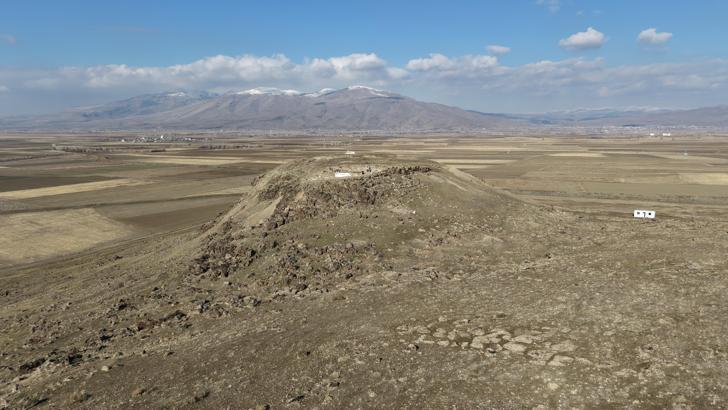 Körzüt Kalesi’ndeki kazılarda Urartu tarihi için önemli verilere ulaşıldı