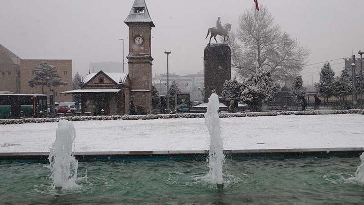 Kayseri'de kar yağışı