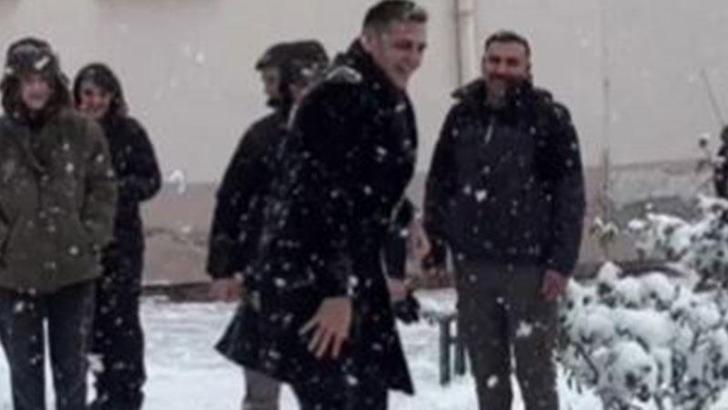 Kayseri Emniyet Müdürü, şehit çocukları ile kar topu oynadı