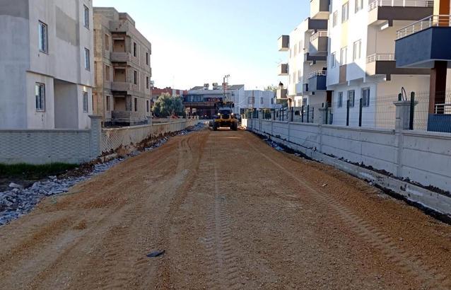 Akdeniz’de yol çalışması sürüyor