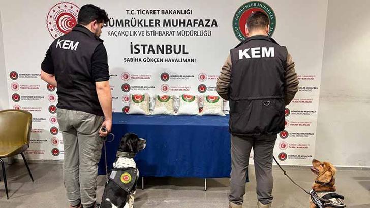 Gümrüklerde 1 milyar 26 milyon lira değerinde uyuşturucu ele geçirildi