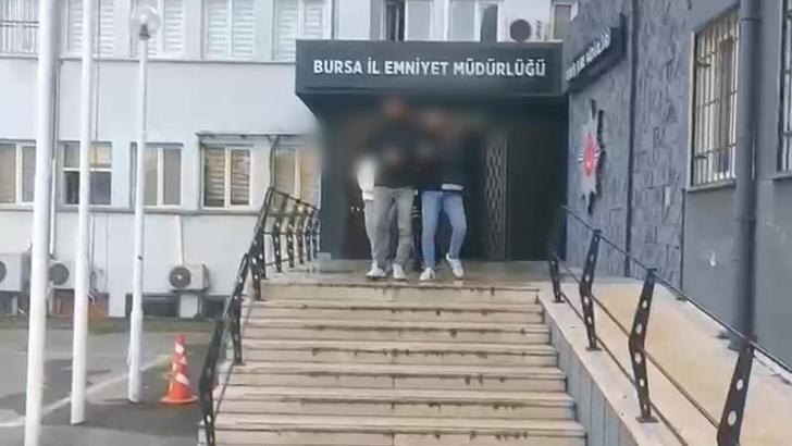 3 kişiyi, adlarının FETÖ soruşturmasına karıştığını söyleyip 10,8 milyon TL dolandırdılar