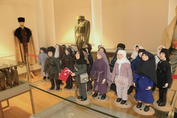 Samsun’da Milli Mücadele Kadın Kahramanları’ koleksiyonuna ilgi
