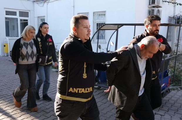 Ölü bulunan kadının kızı ve sevgilisi adliyeye sevk edildi