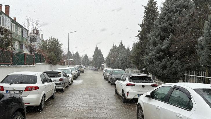 Eskişehir’de kar yağışı