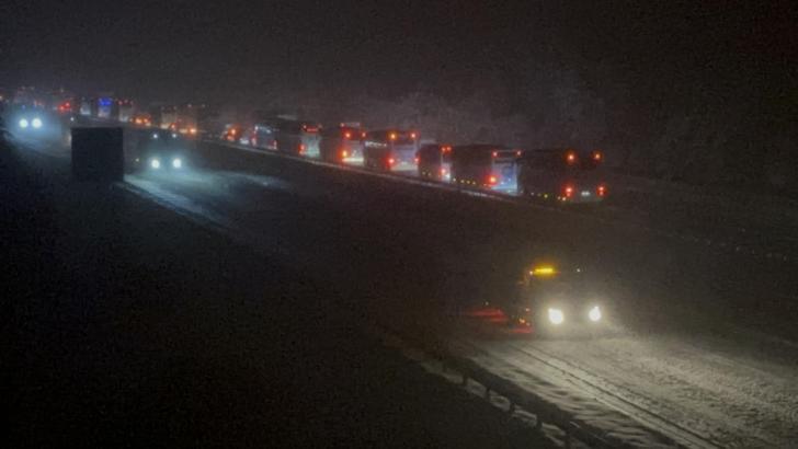 Bolu Dağı geçişinde yoğun kar yağışı (4)