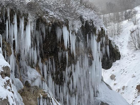 Dipsizgöl Şelalesi'nde kış güzelliği; dev sarkıtlar oluştu/Ek fotoğraflar